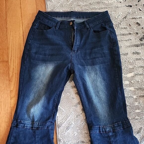 Flared jeans sz large - Picture 2 of 7
